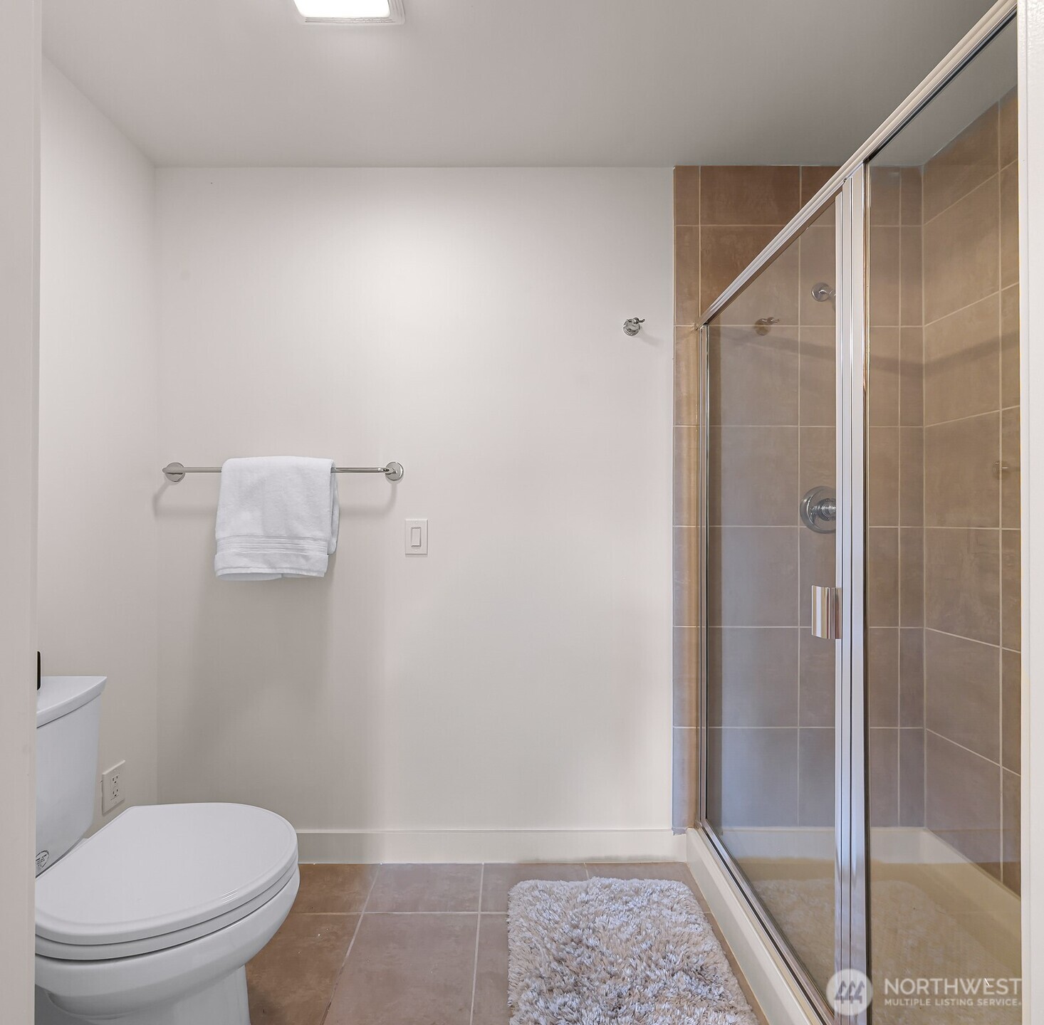 2607 Western Avenue Unit: 1203