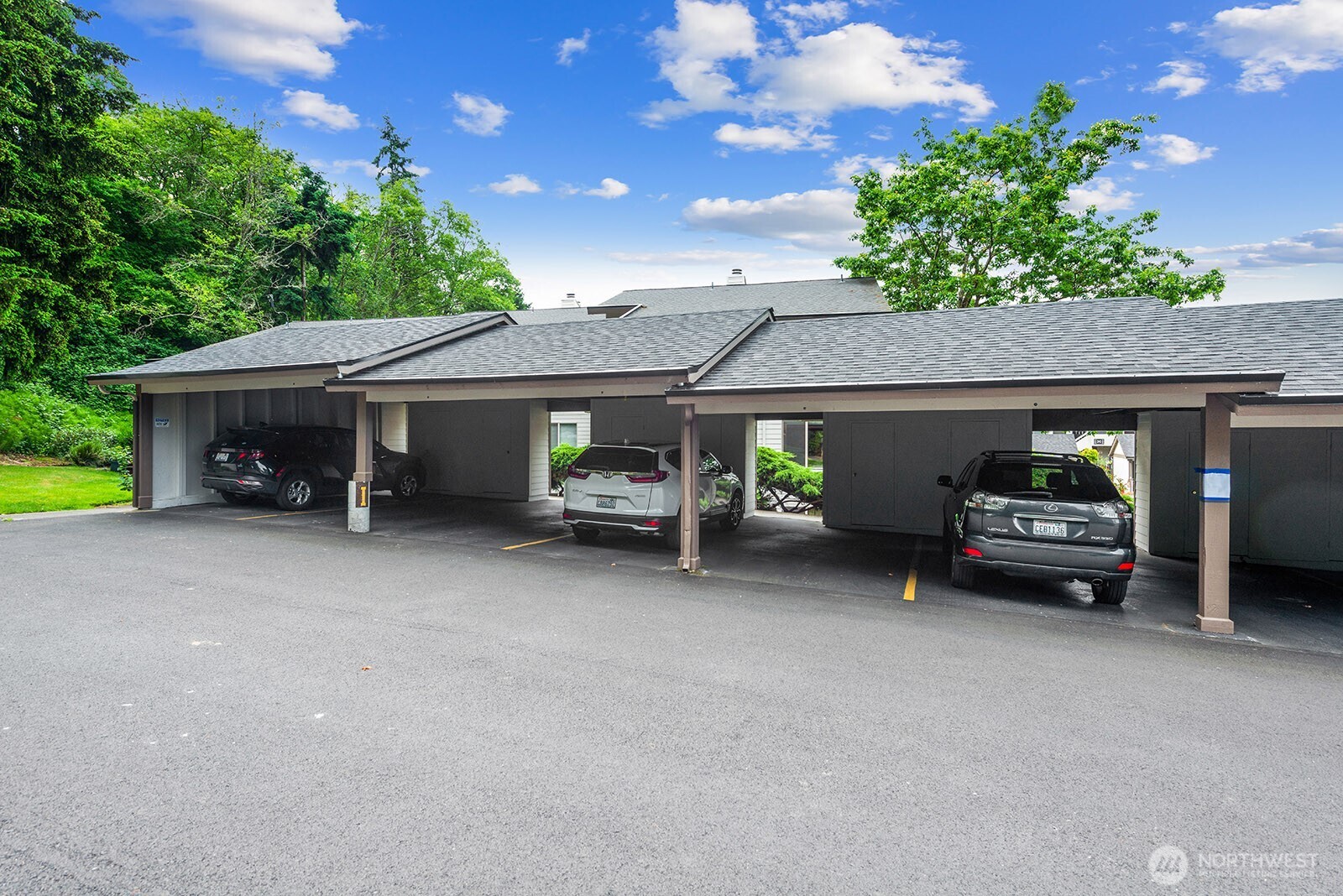 23403 Lake View Drive Unit: I202