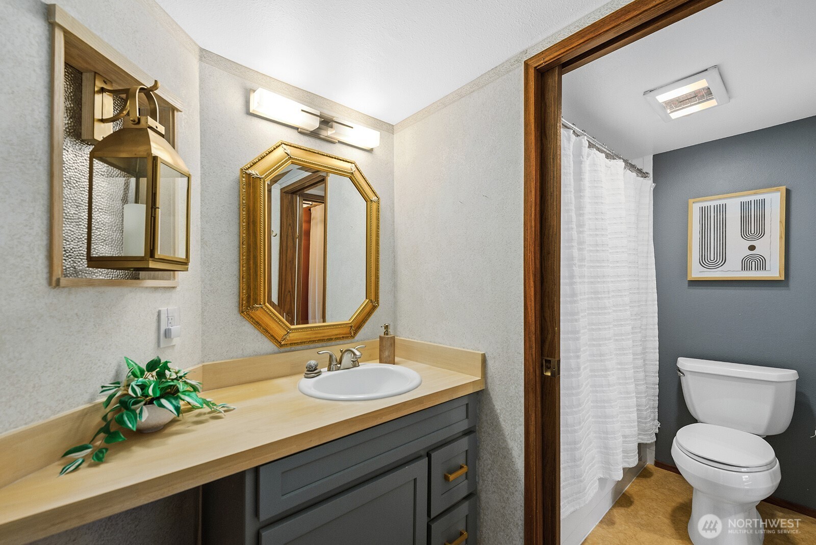 23403 Lake View Drive Unit: I202