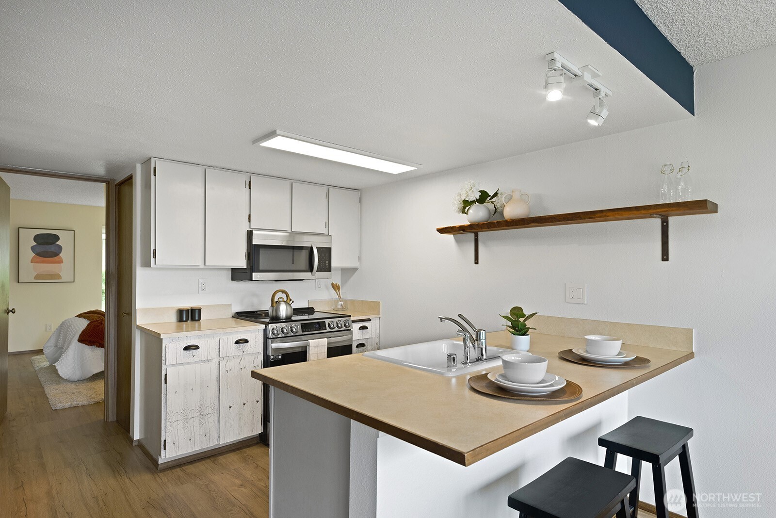 23403 Lake View Drive Unit: I202