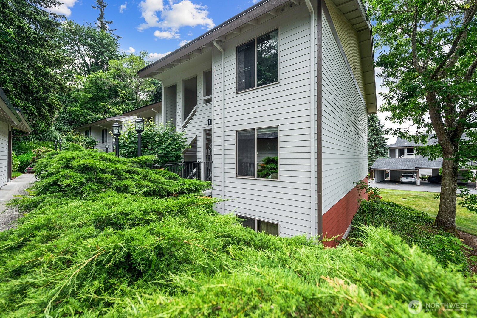 23403 Lake View Drive Unit: I202