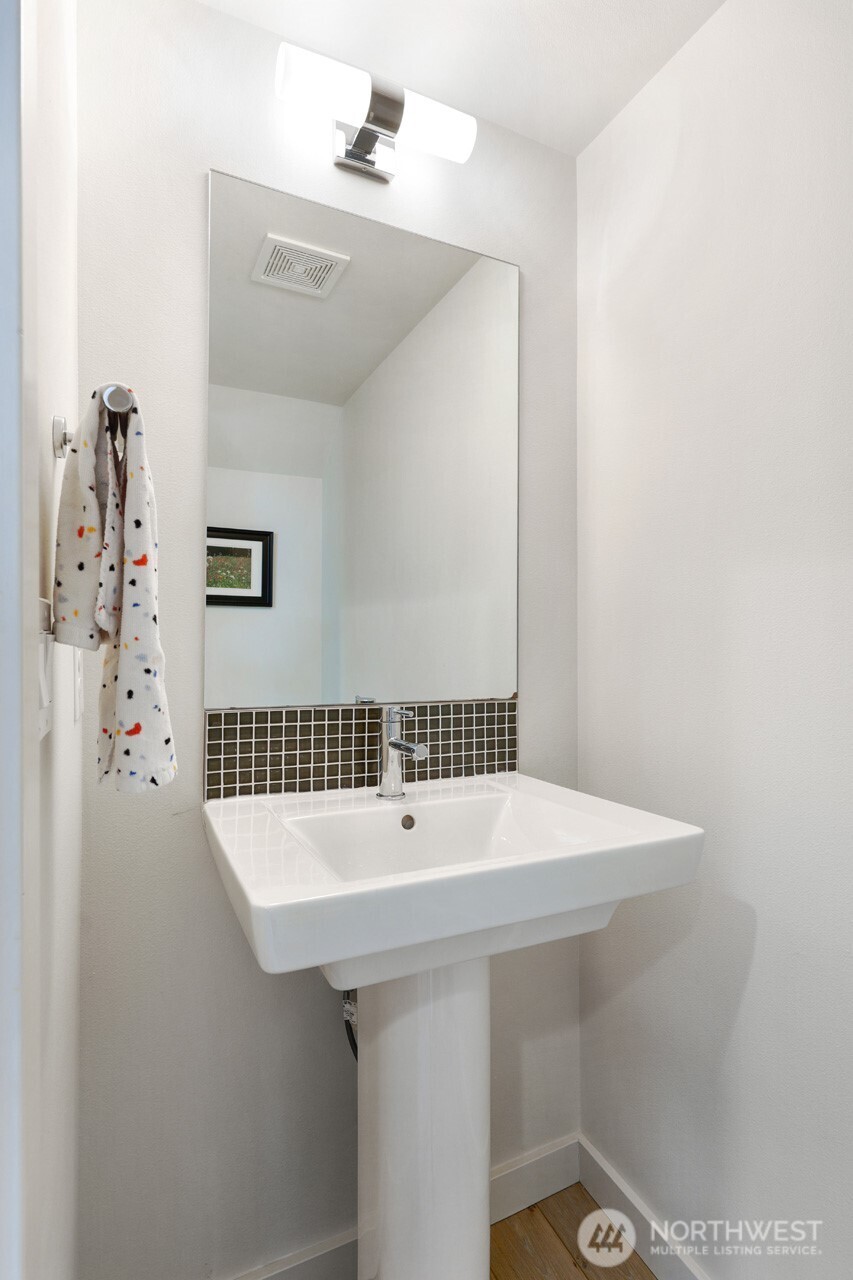 2605 22nd AVE W Unit B