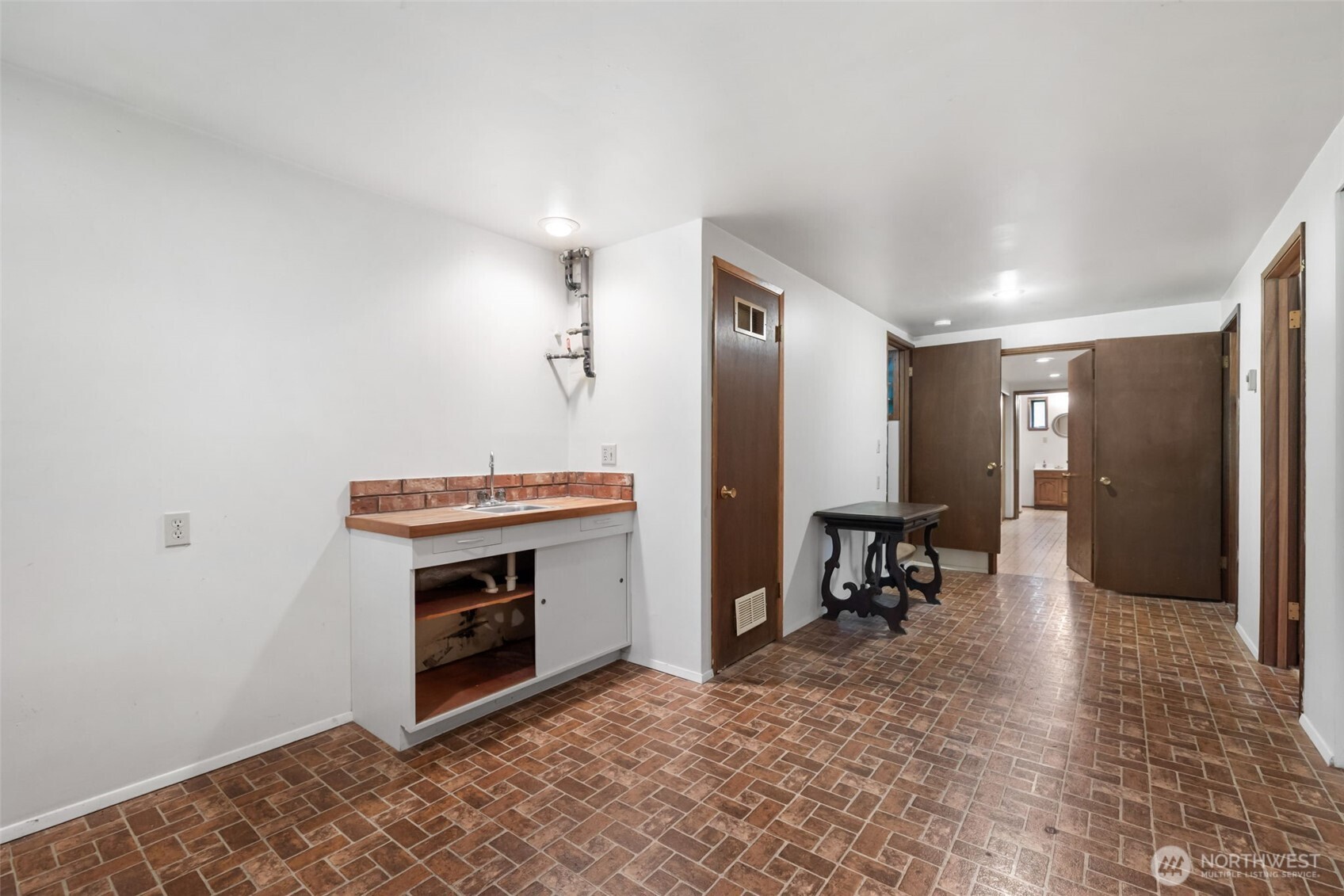 31 E Village View Drive