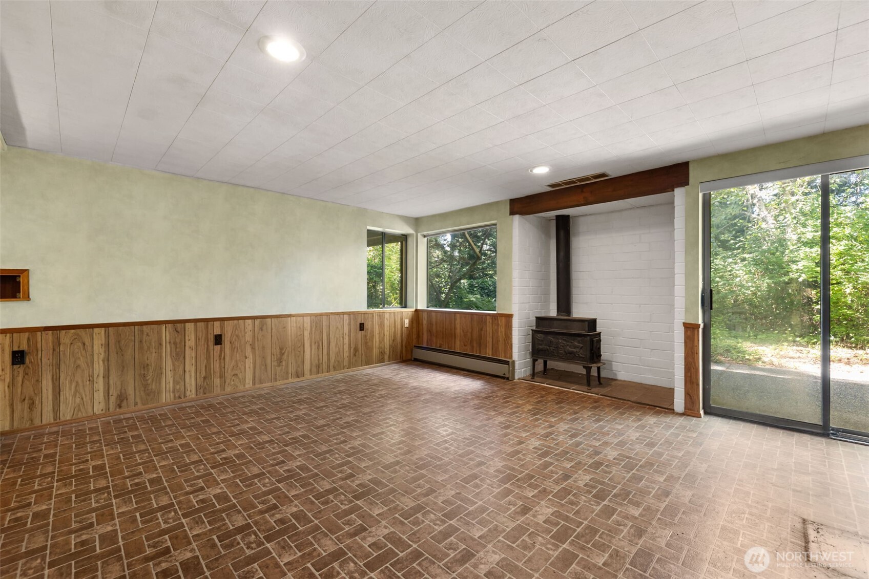 31 E Village View Drive