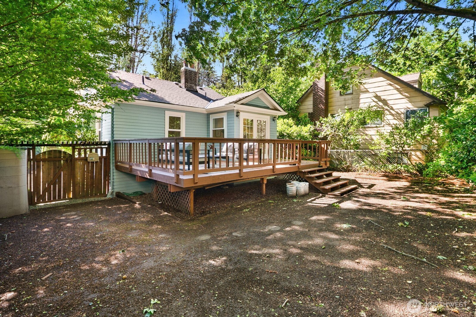 7032 15th Avenue NE