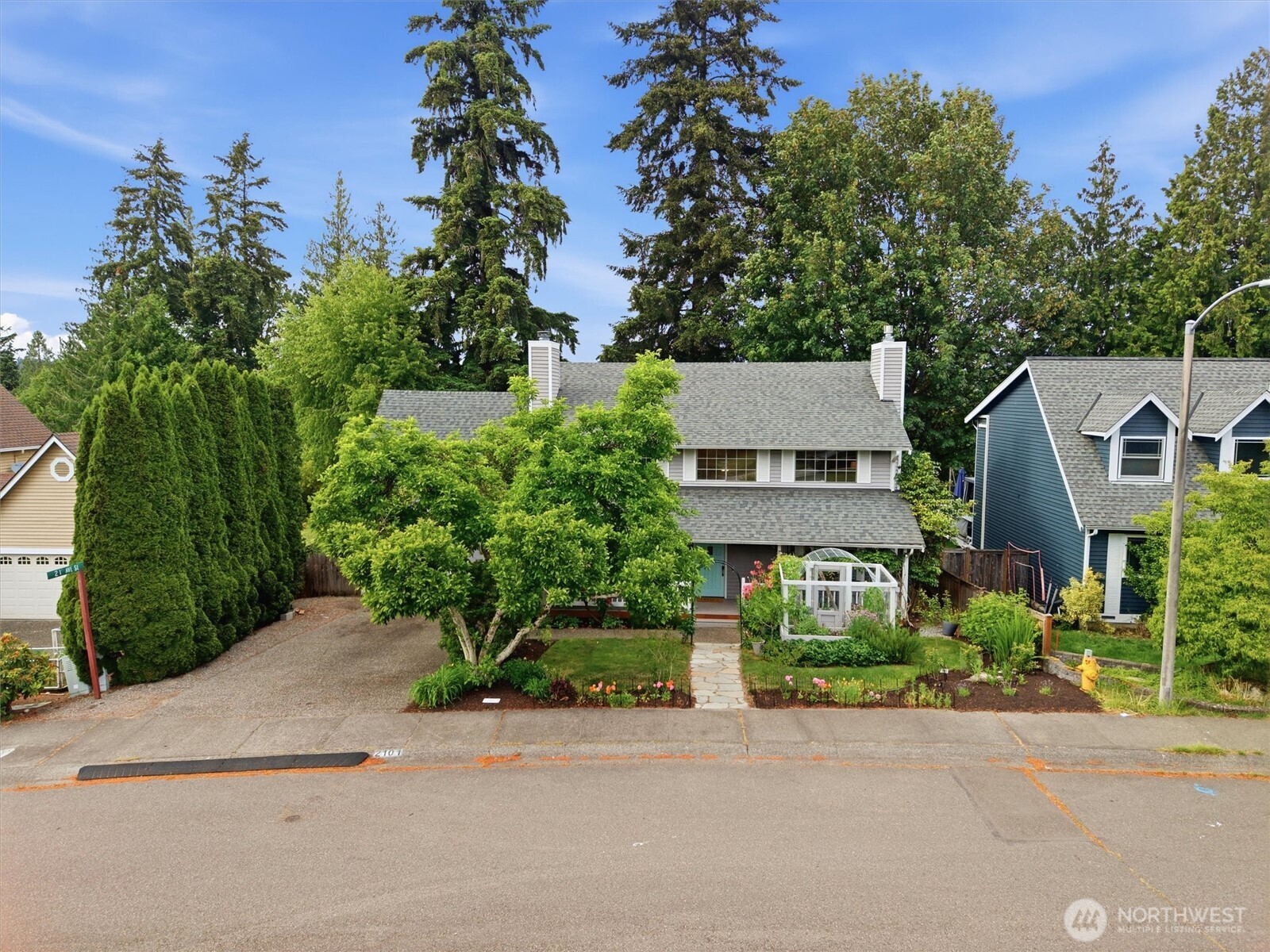 2101 233rd Street SE