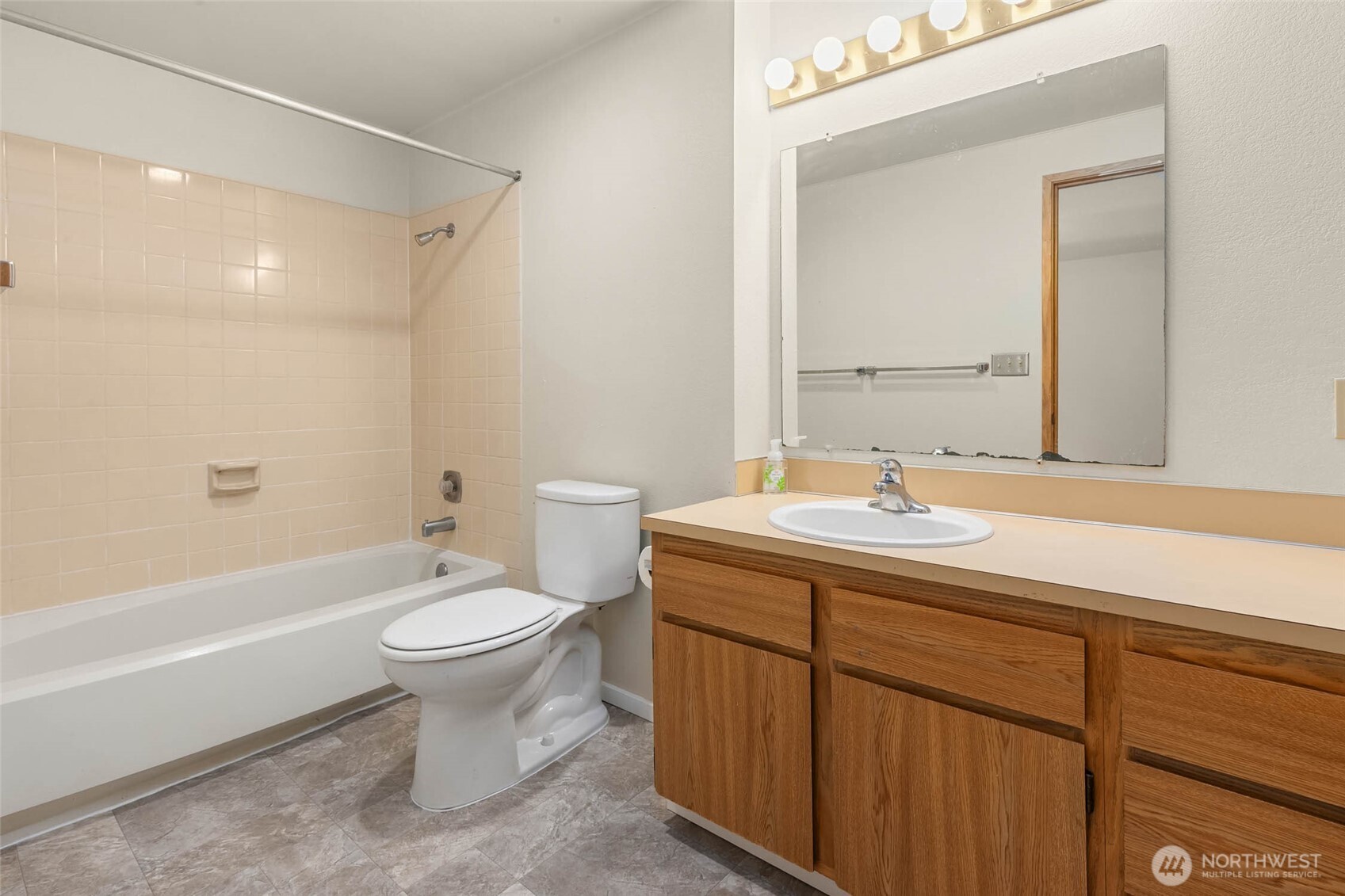 12715 NE 120th Street Unit: C3