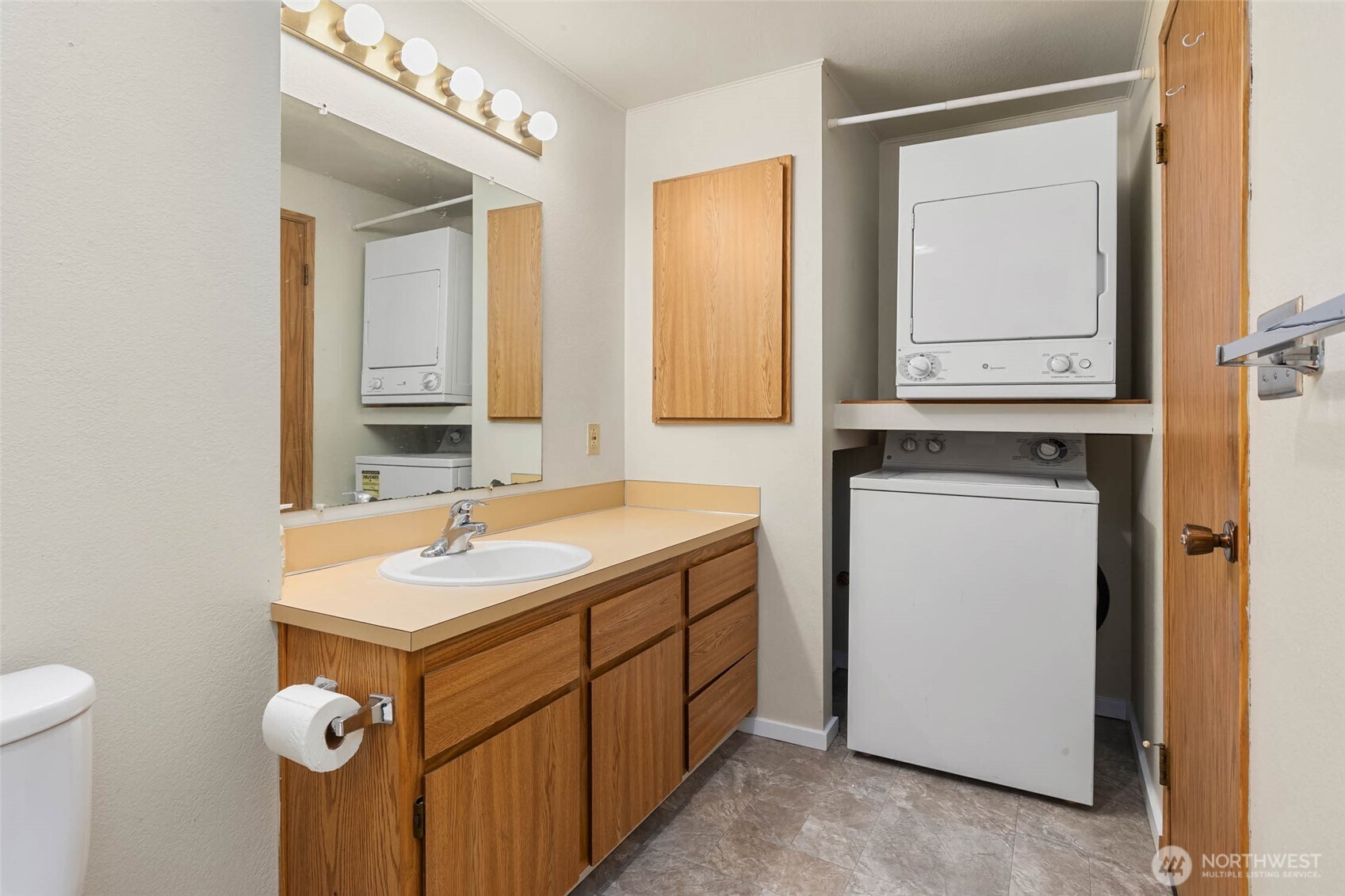 12715 NE 120th Street Unit: C3