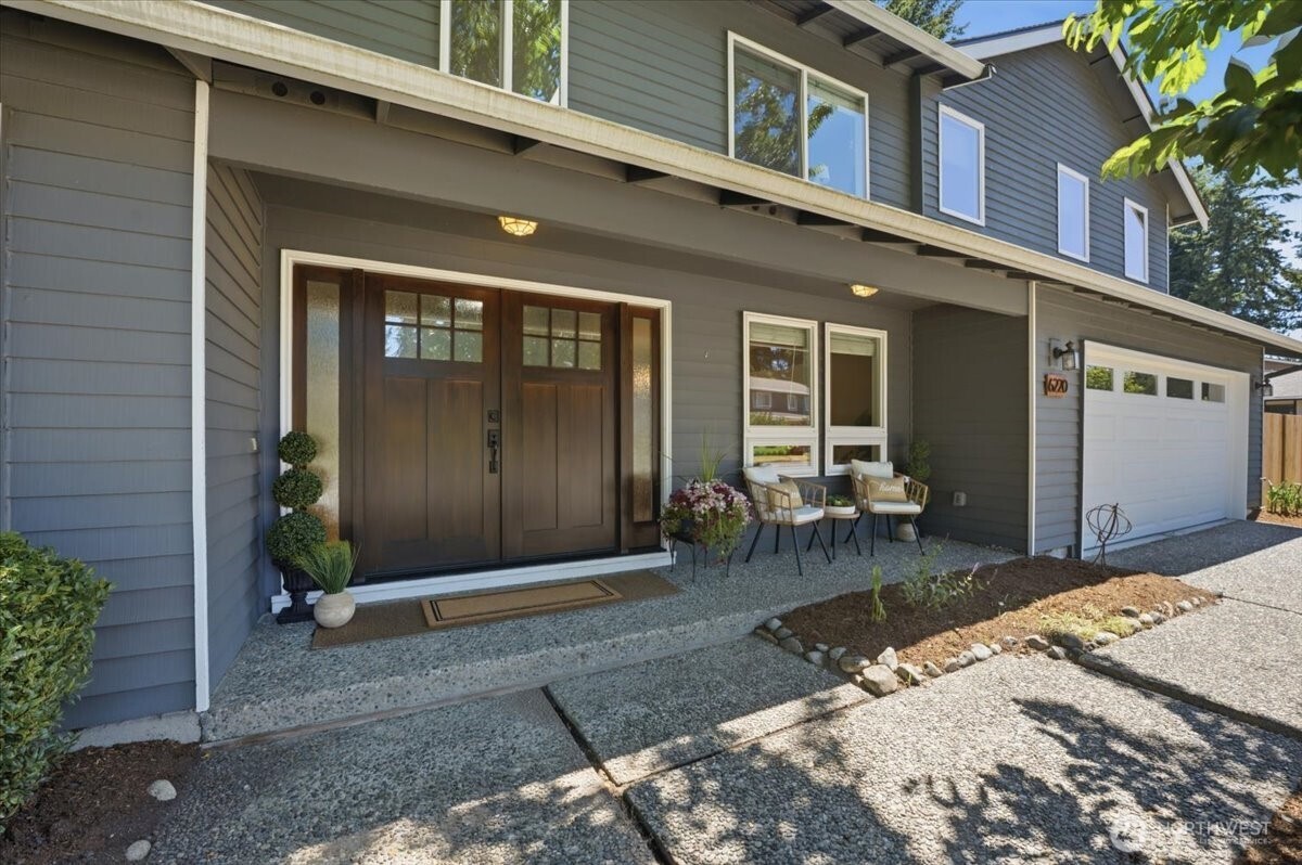 6220 145th Street NE