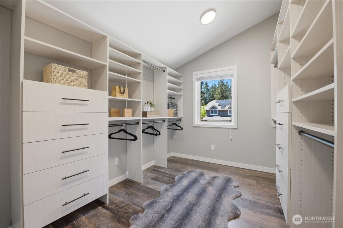 6220 145th Street NE