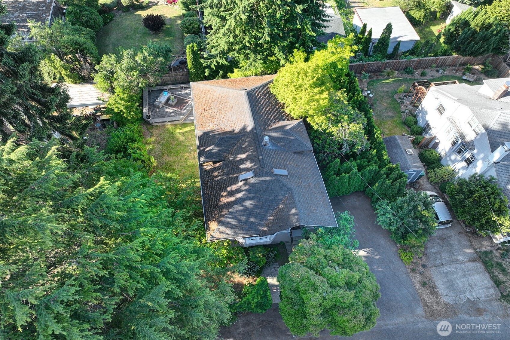 2112 N 132nd Street