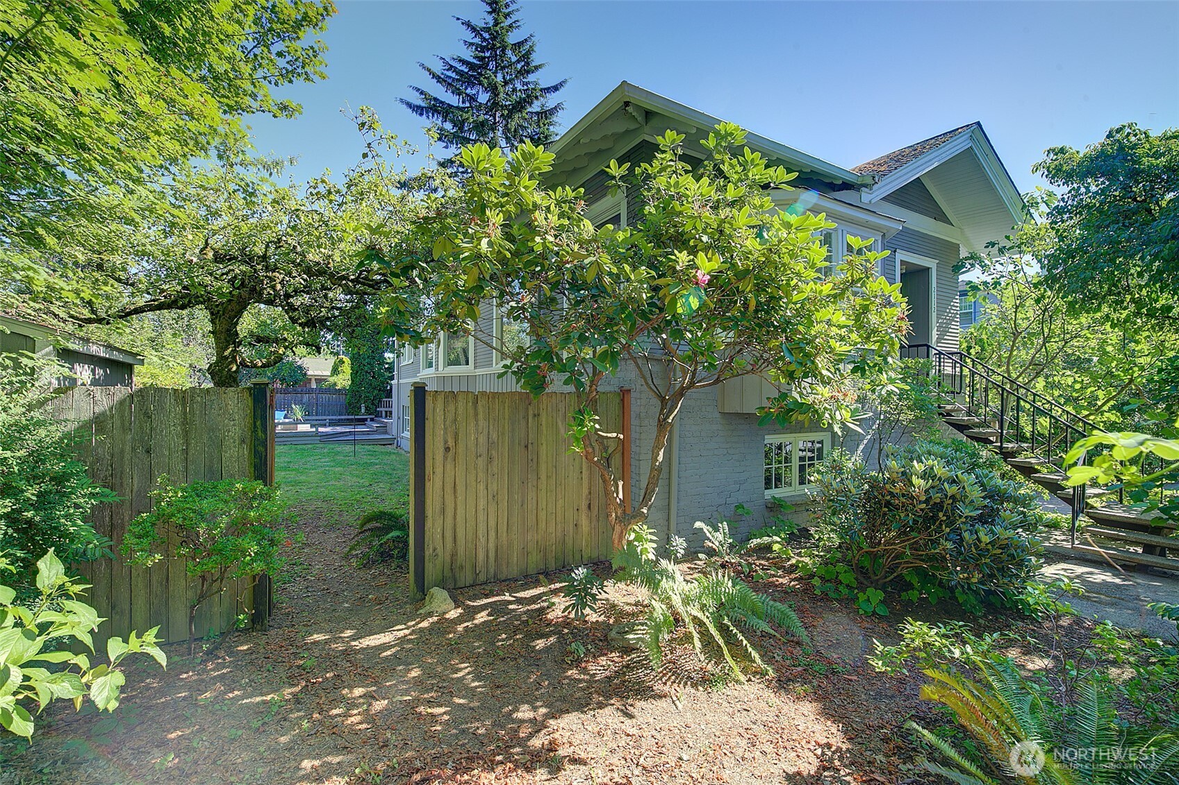 2112 N 132nd Street