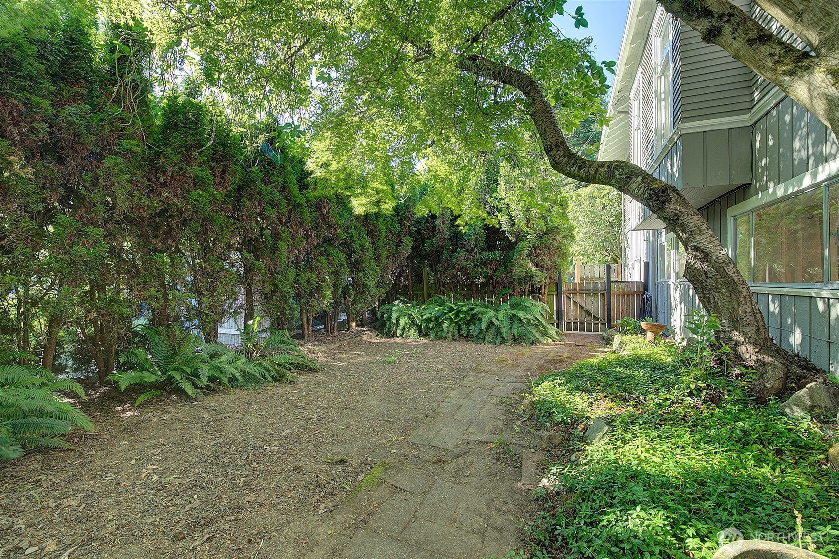 2112 N 132nd Street