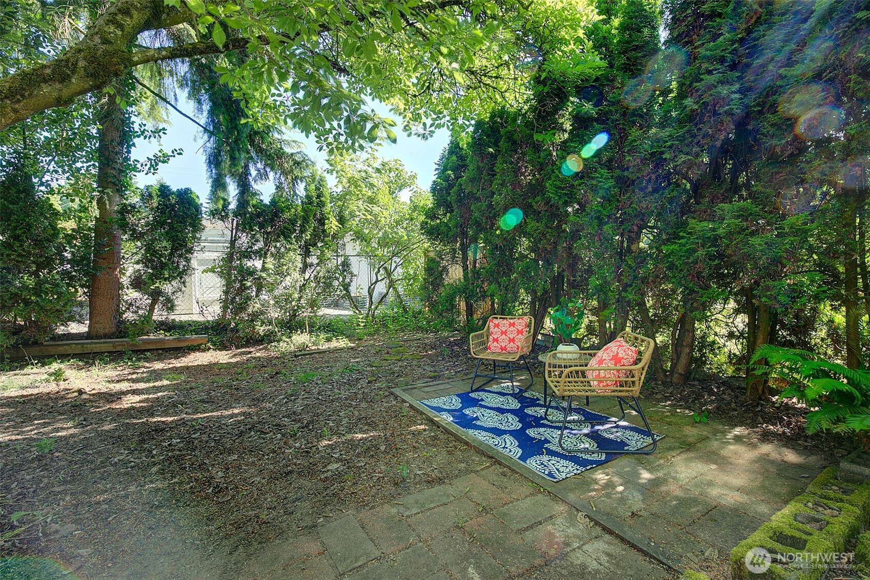 2112 N 132nd Street
