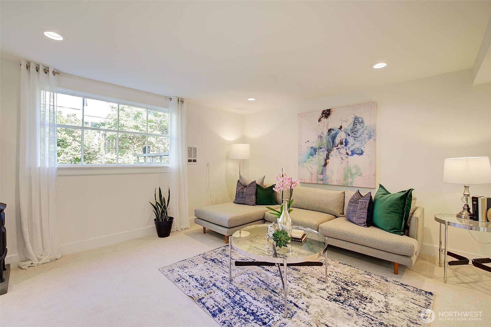 2112 N 132nd Street
