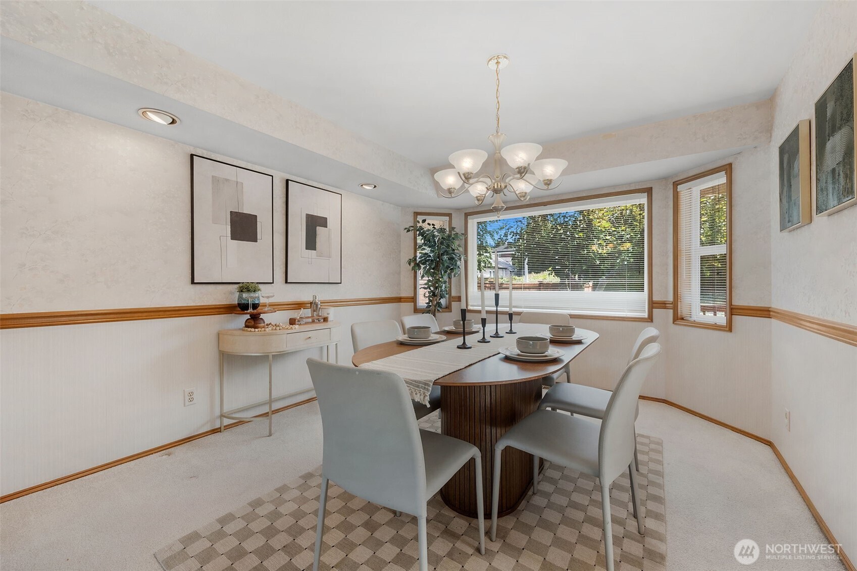 816 Aloha Place