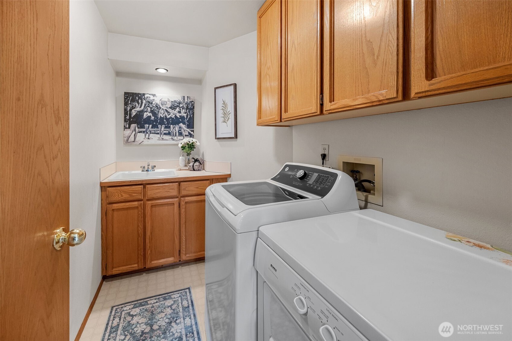 816 Aloha Place