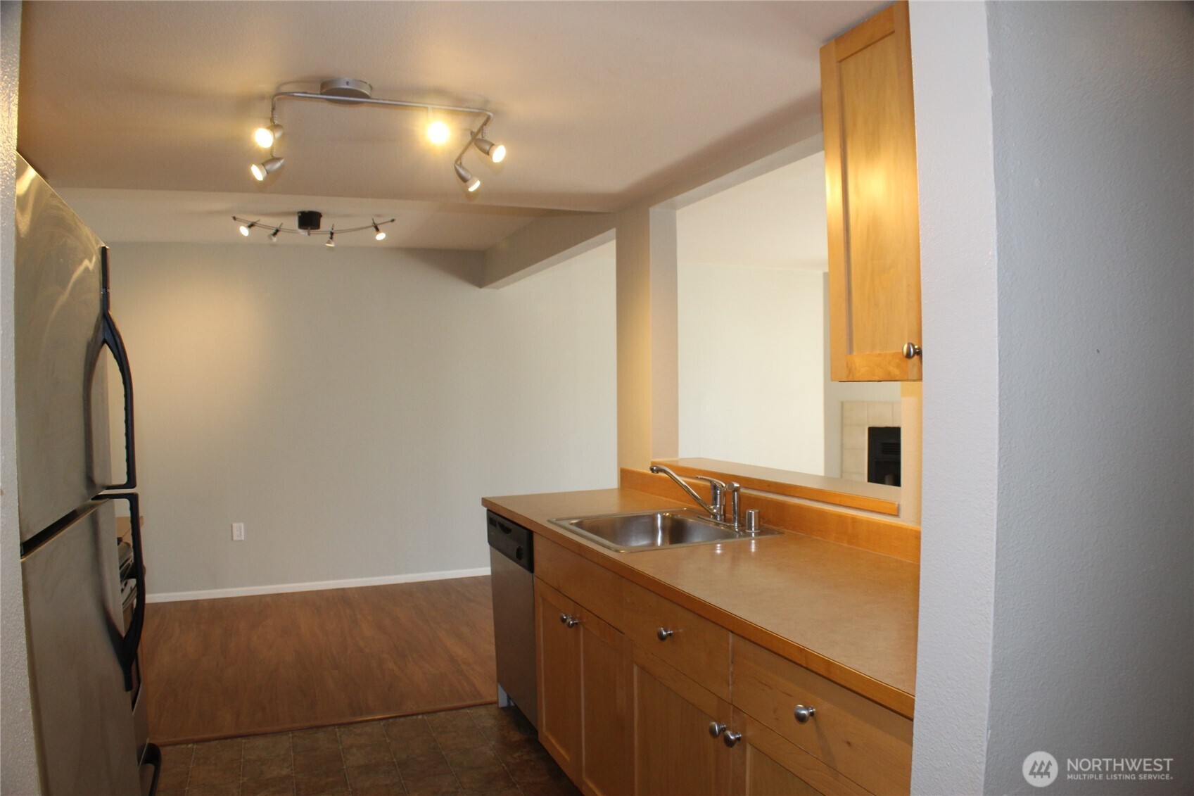 1522 NE 175th Street Unit: 200