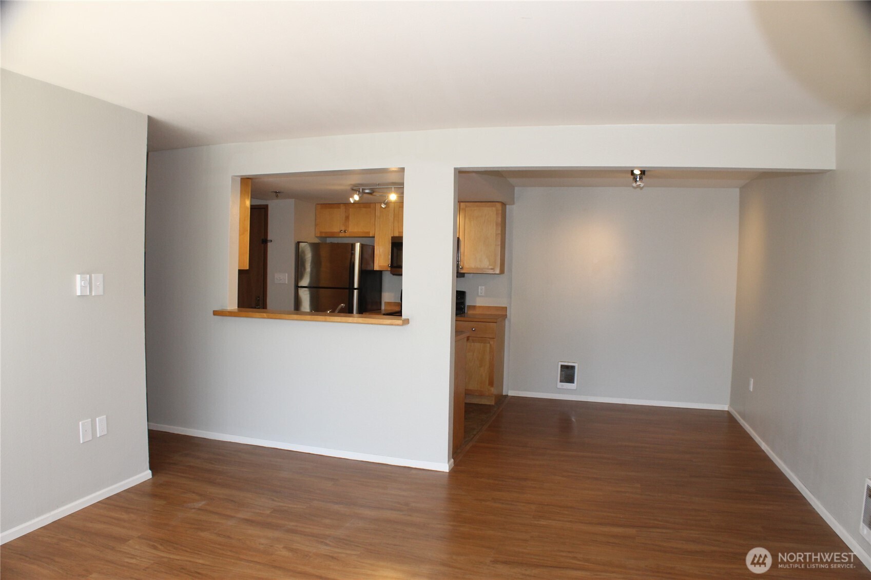 1522 NE 175th Street Unit: 200