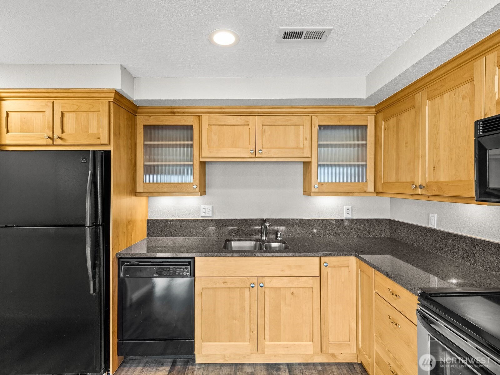 1113 5th Avenue S Unit: 207