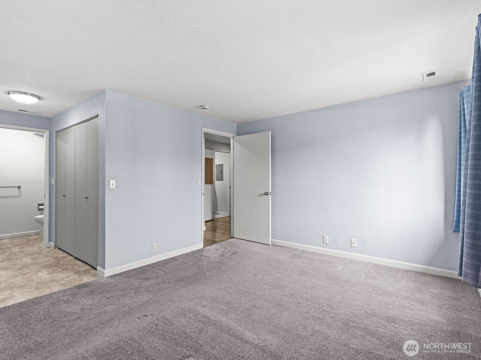 1113 5th Avenue S Unit: 207