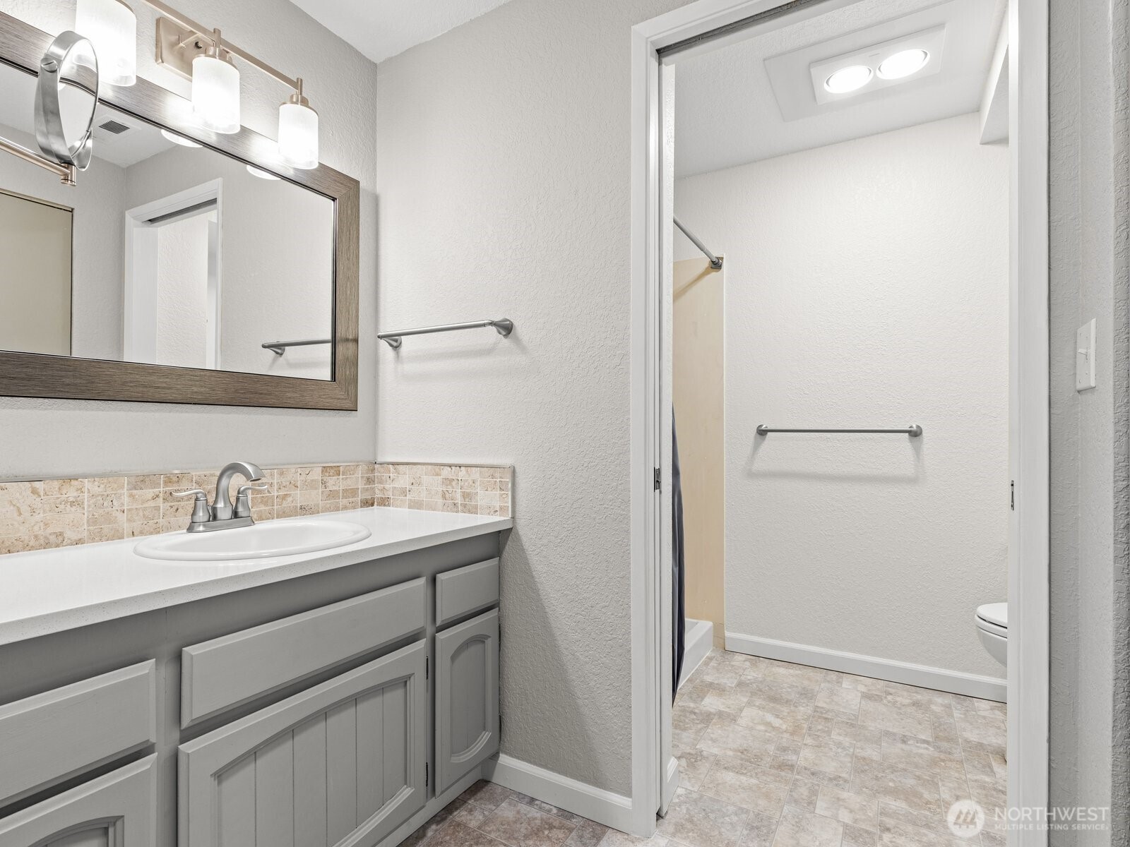 1113 5th Avenue S Unit: 207