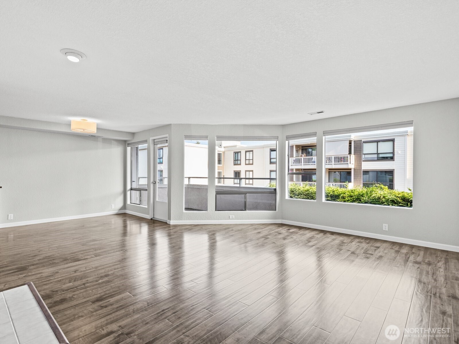 1113 5th Avenue S Unit: 207