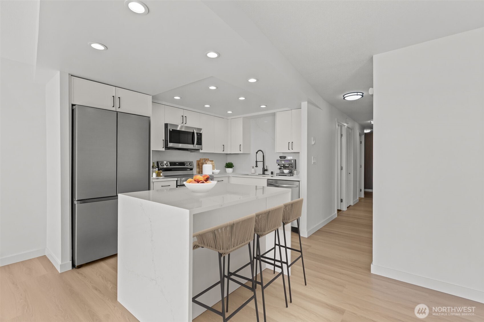 525 Belmont Avenue E Unit: 7A
