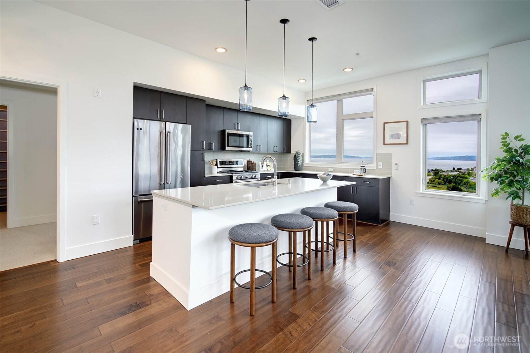 50 PINE STREET Unit: 401
