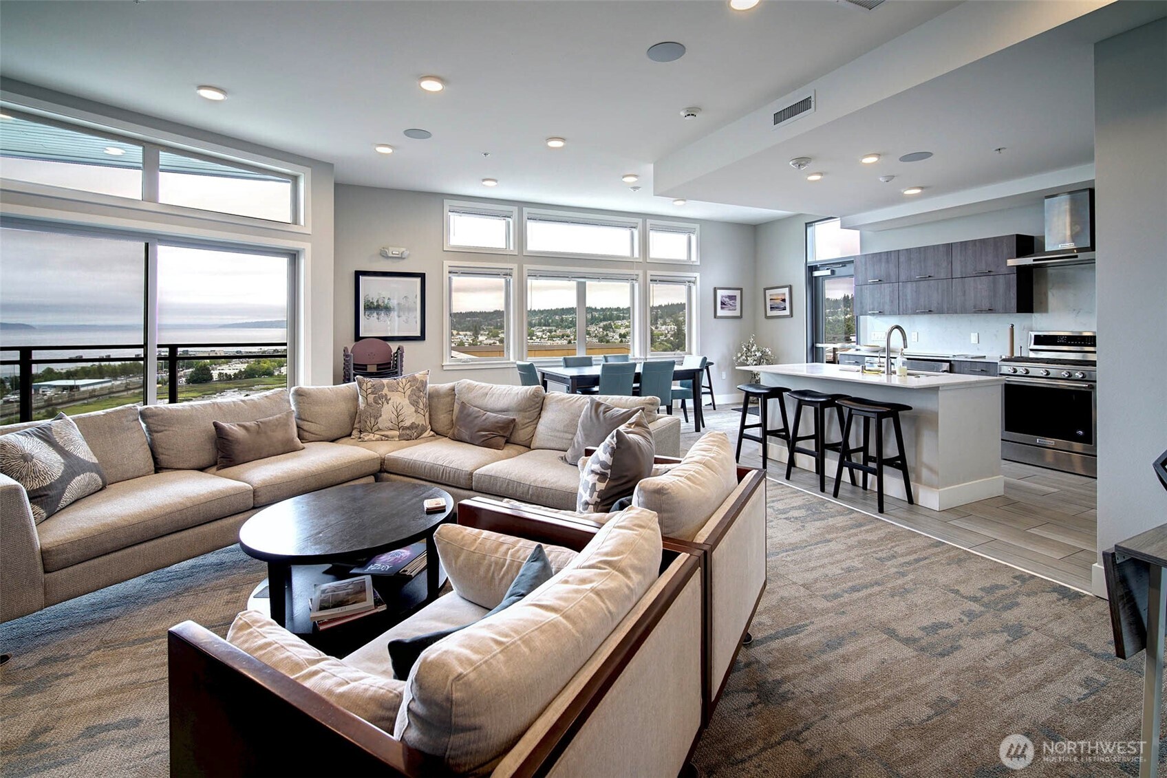 50 PINE STREET Unit: 401