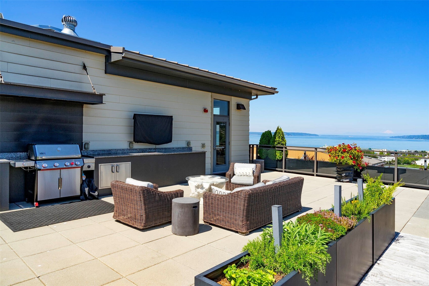 50 PINE STREET Unit: 401
