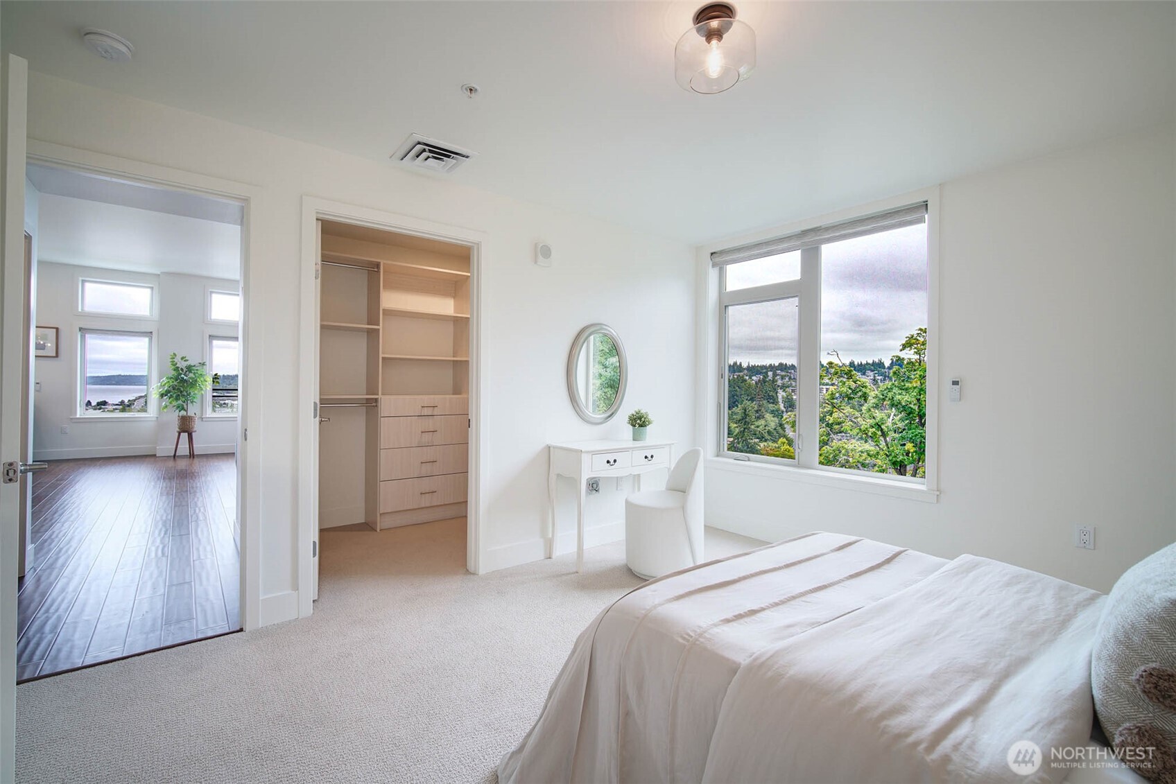 50 PINE STREET Unit: 401