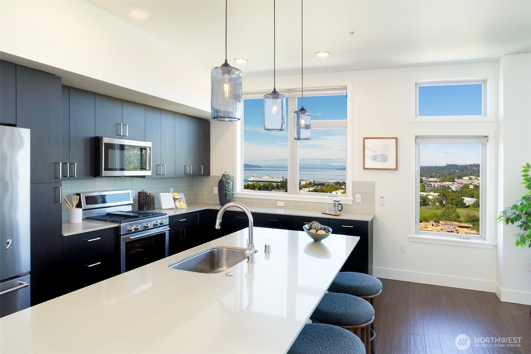 50 PINE STREET Unit: 401