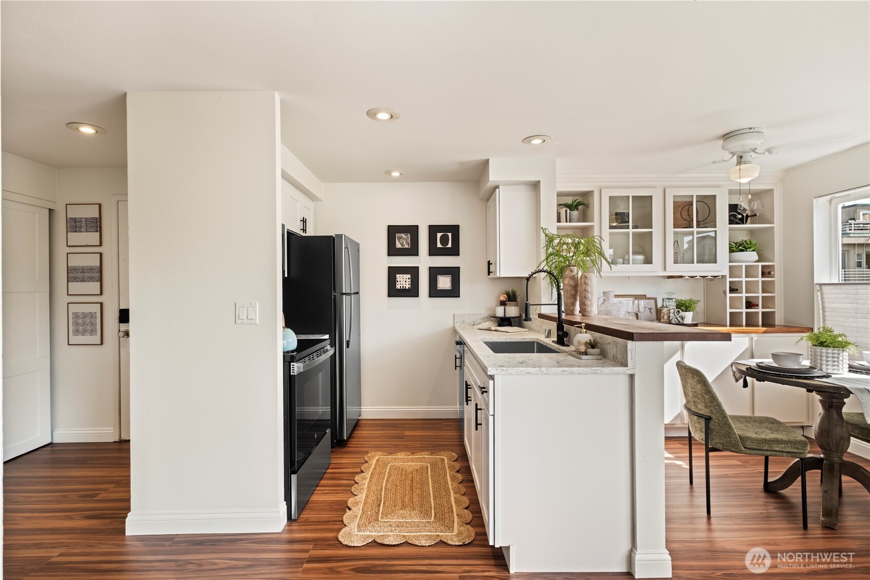 3648 Whitman Avenue N Unit: C101