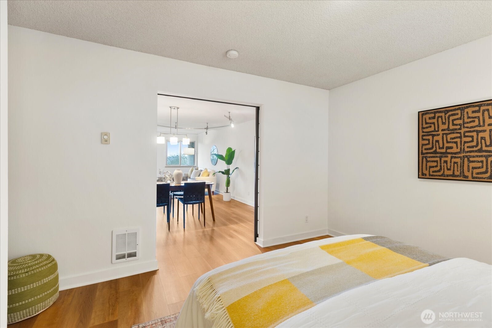732 11th Avenue E Unit: 404