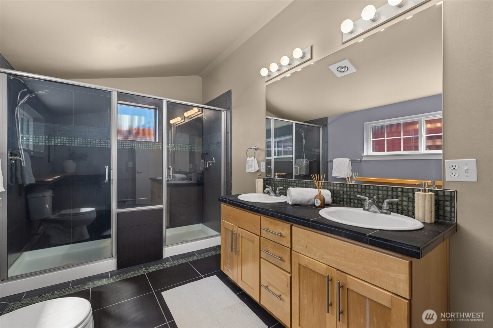 3609 Interlake Avenue N Unit: A