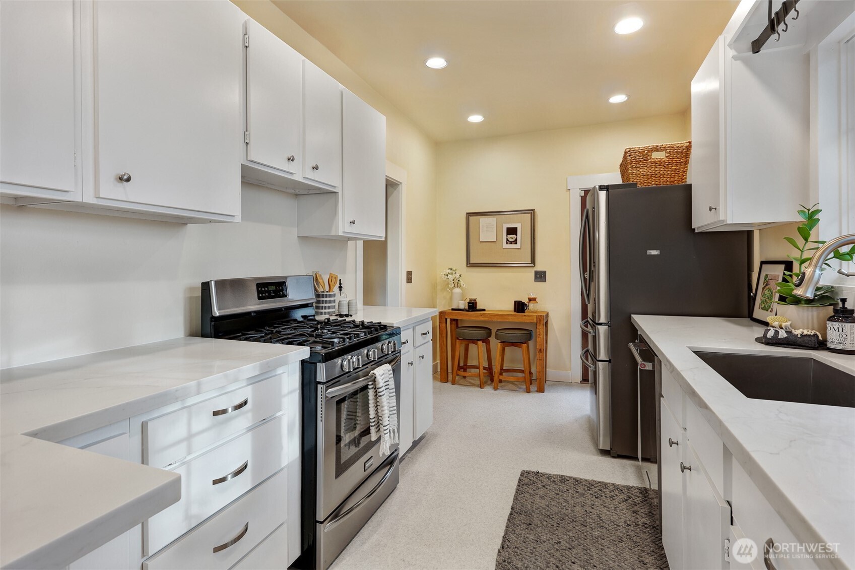 1636 N 54th Street