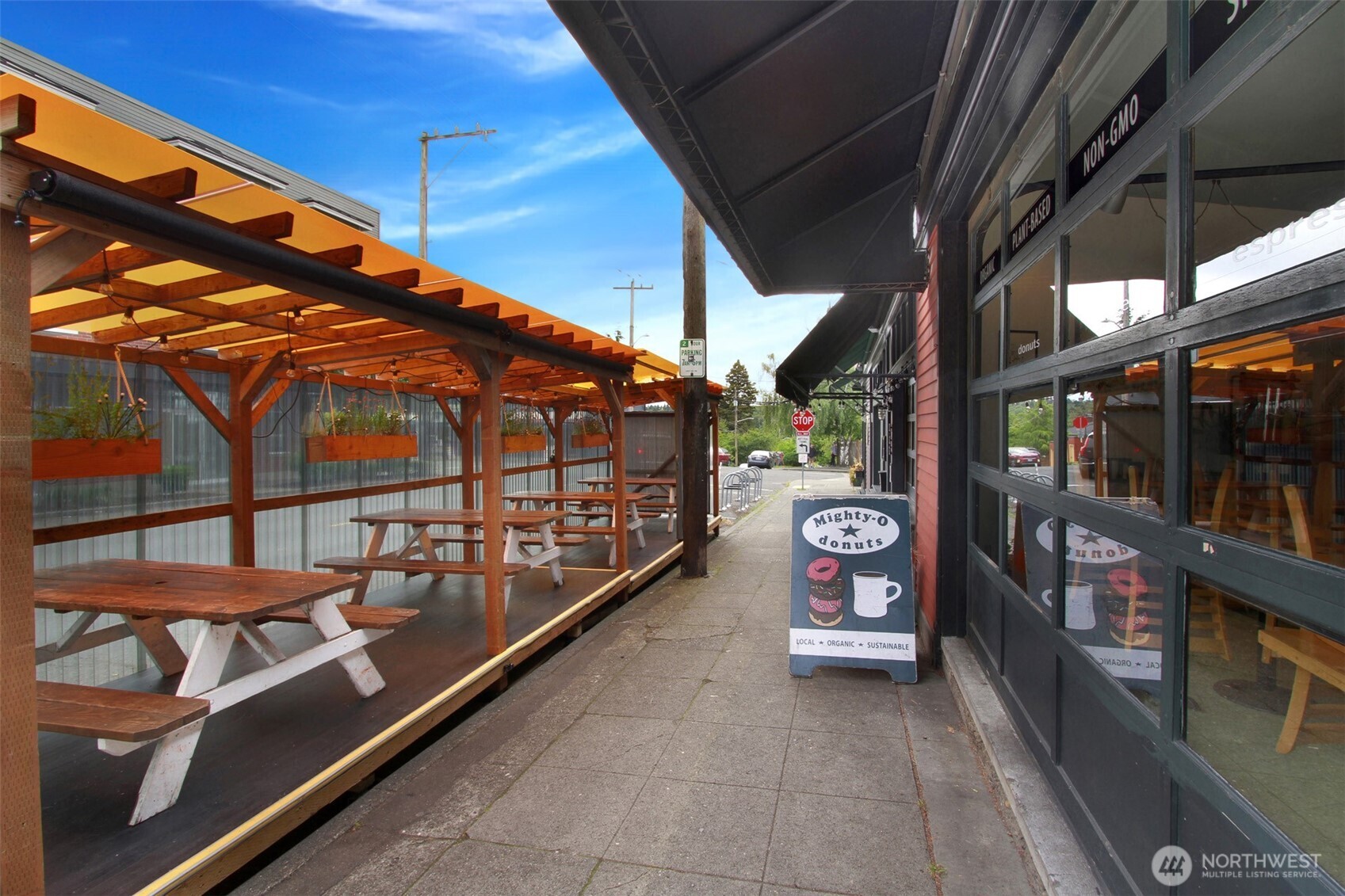 1636 N 54th Street