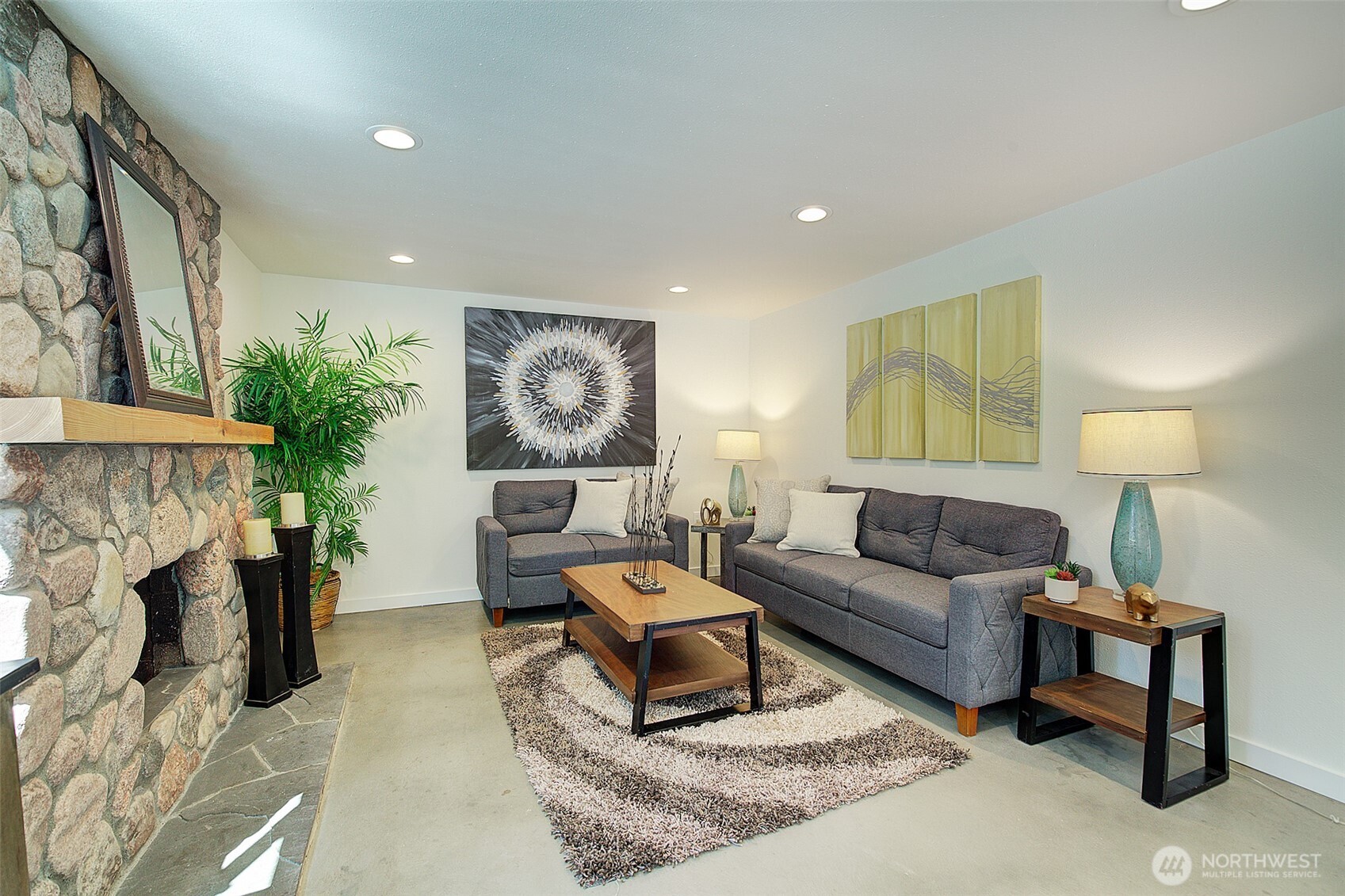 322 NW 200th Street
