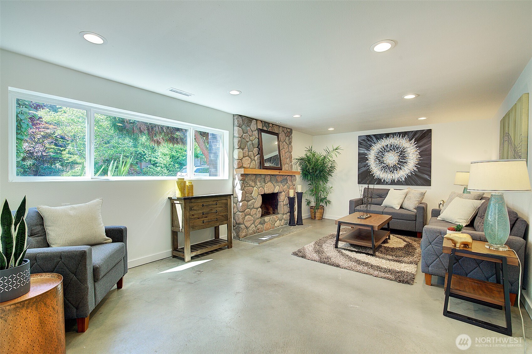 322 NW 200th Street