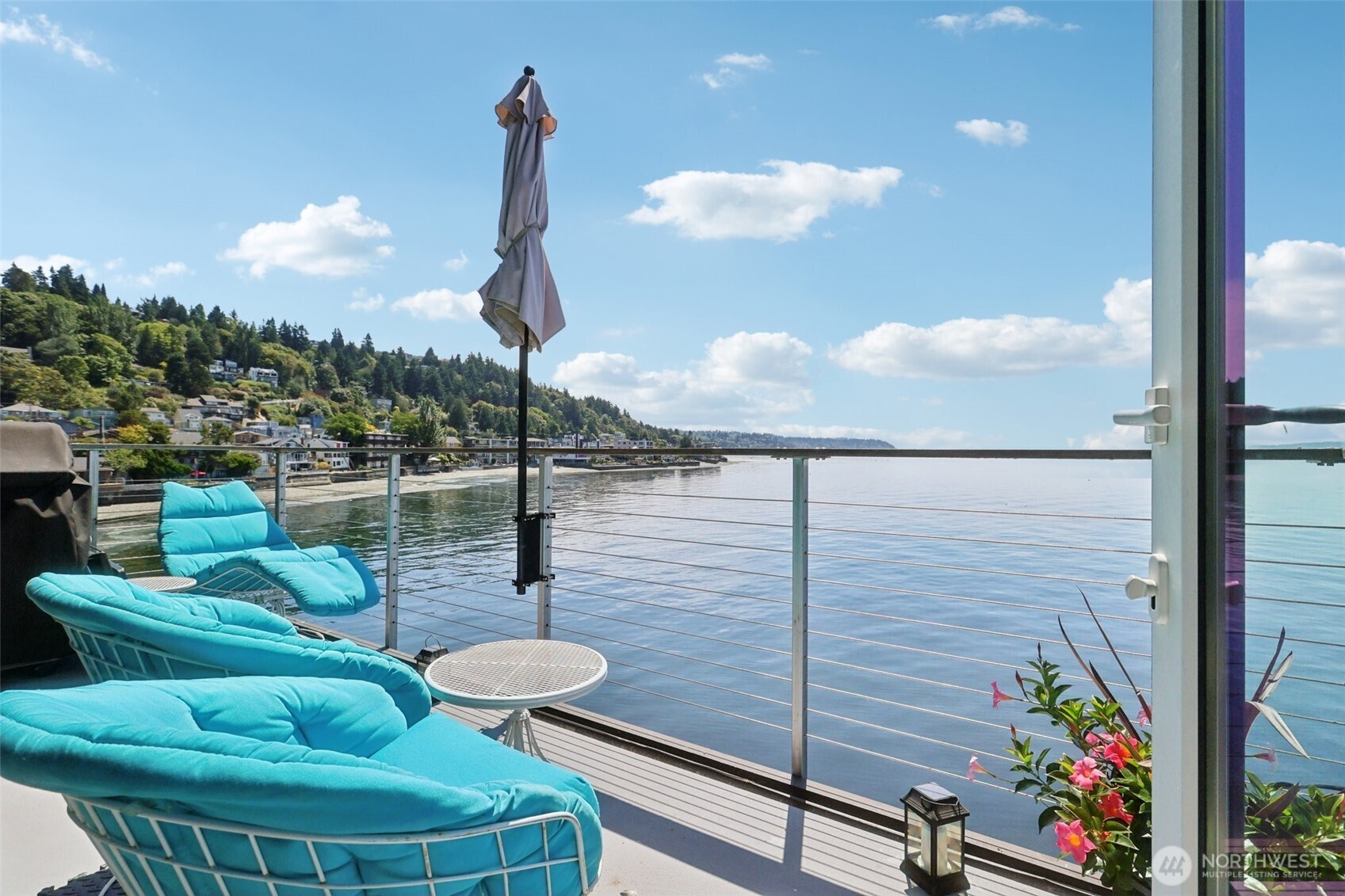 3717 Beach Drive SW Unit: 316