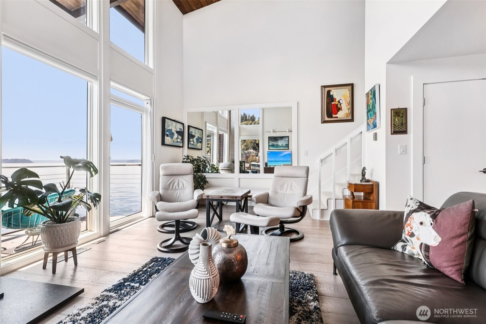 3717 Beach Drive SW Unit: 316
