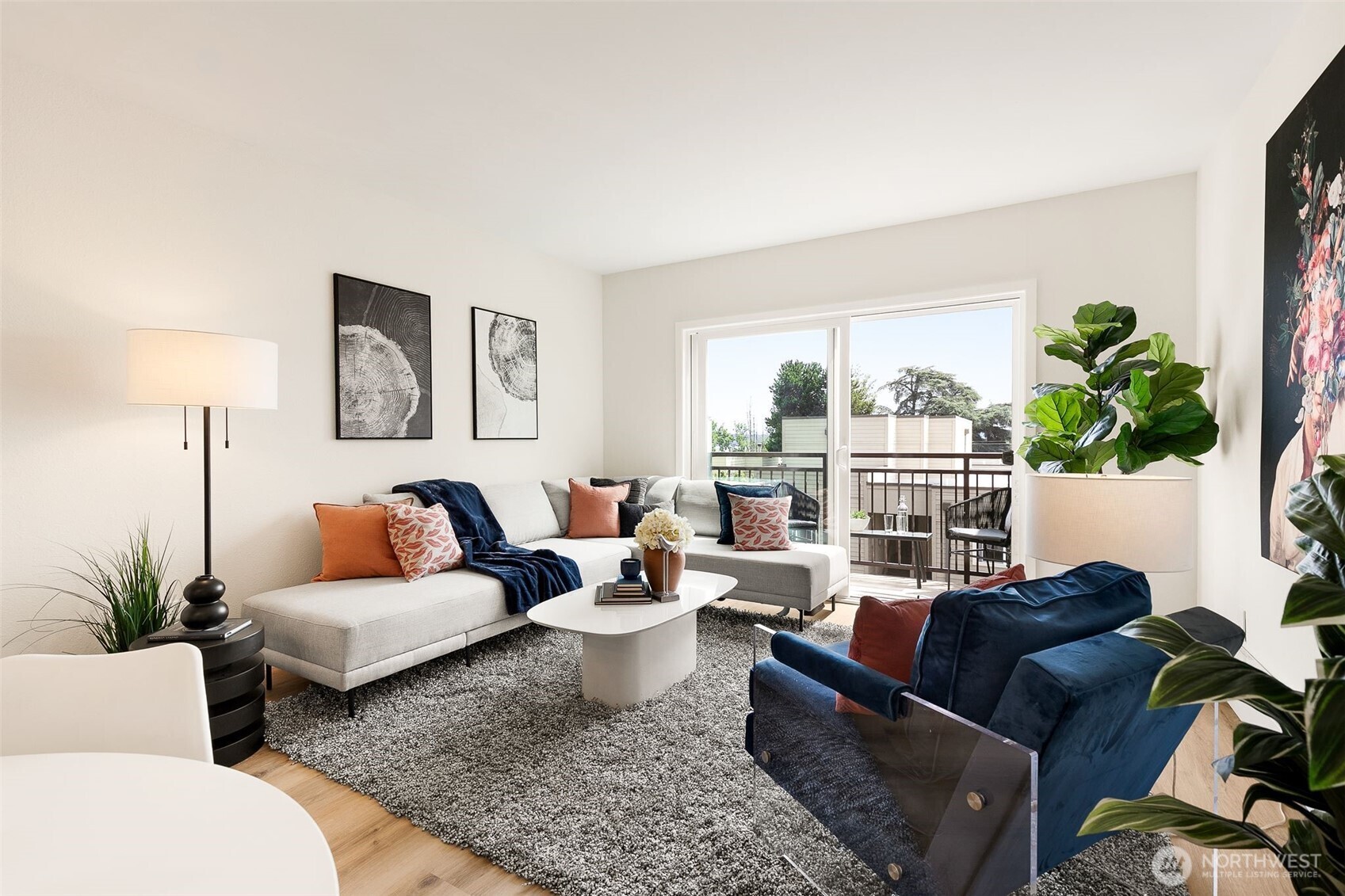 5824 NE 75th Street Unit: 307