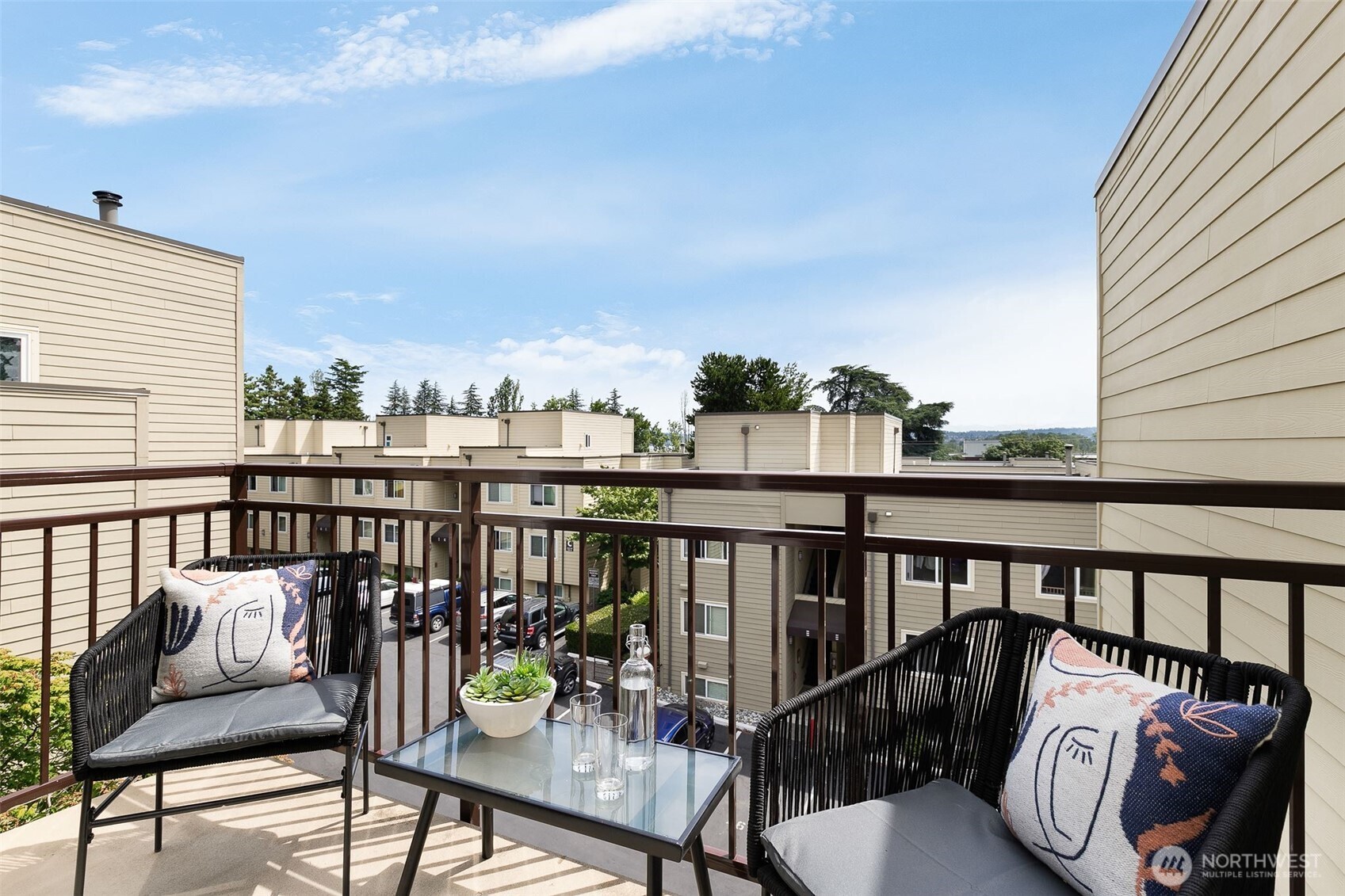 5824 NE 75th Street Unit: 307