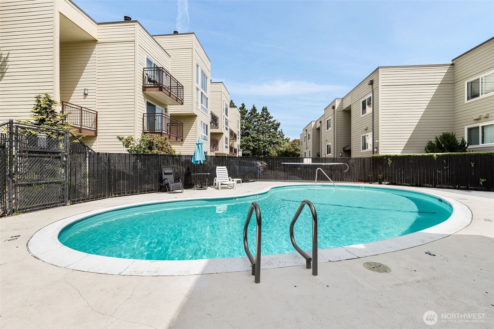 5824 NE 75th Street Unit: 307