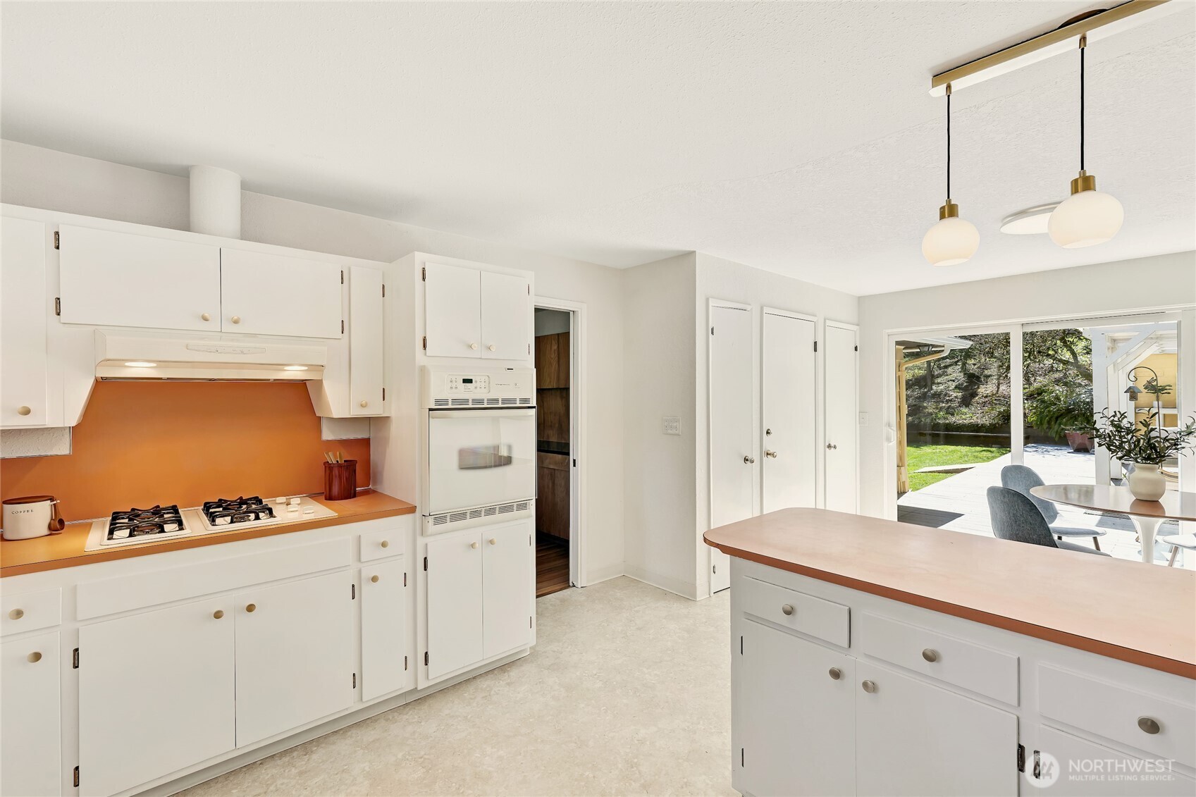 2209 NE 177th Street