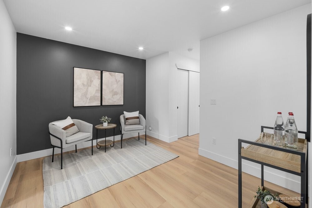 1212 NE 100th Street