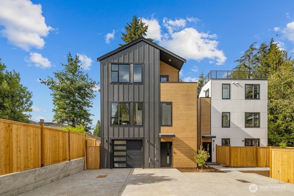 1212 NE 100th Street