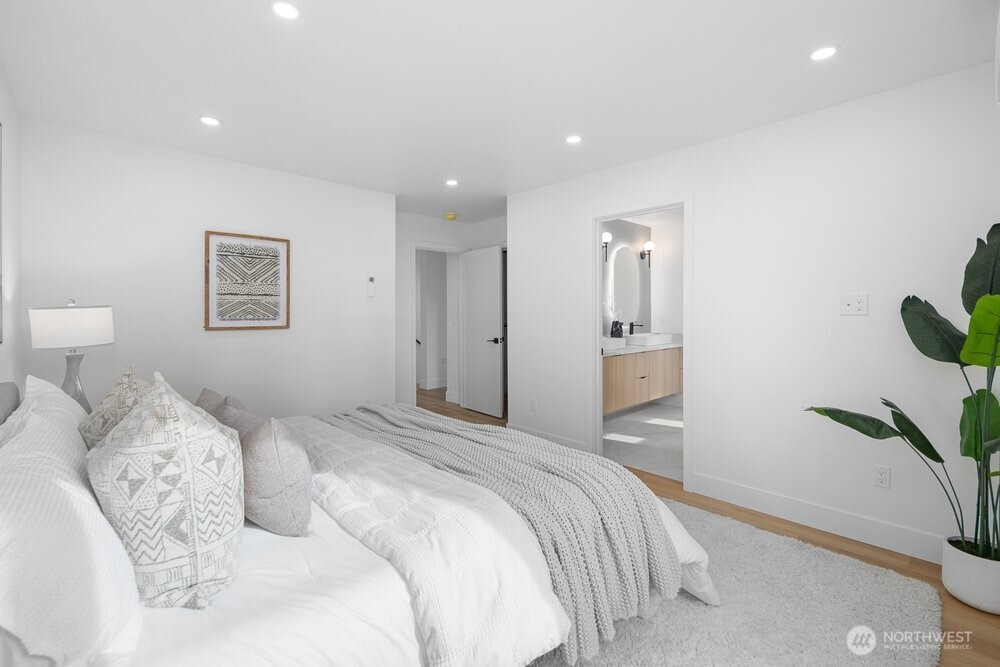 1212 NE 100th Street