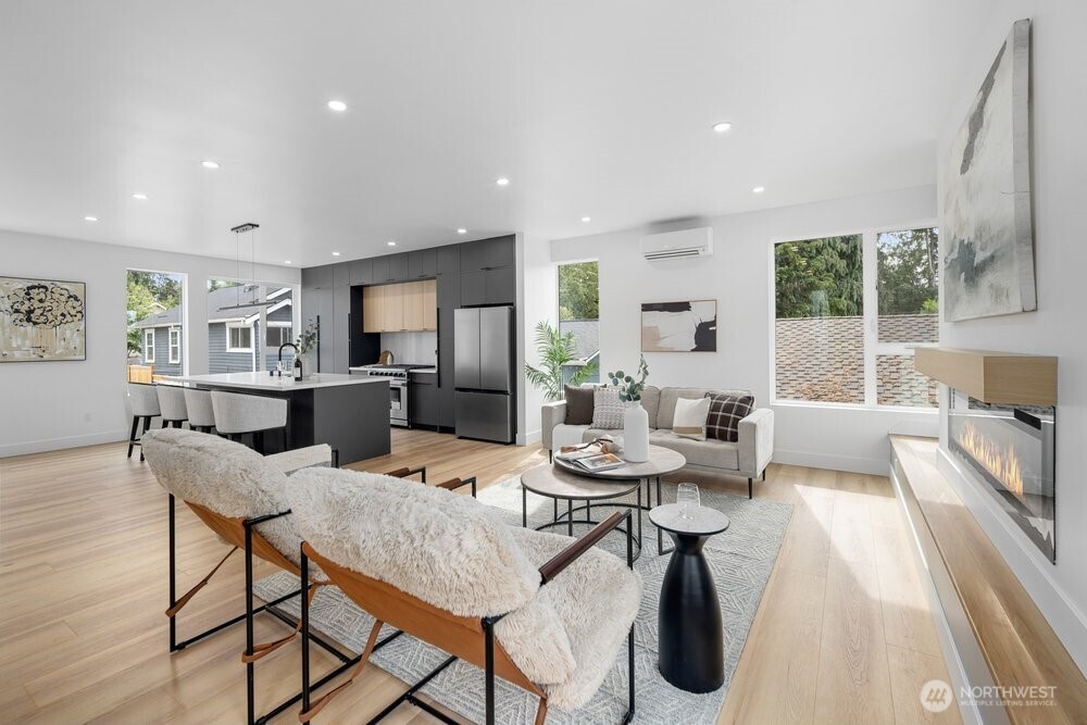 1212 NE 100th Street